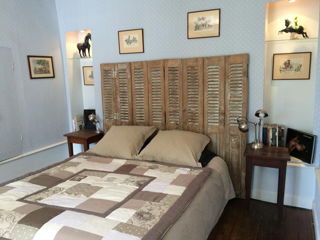 La Barillerie Bed & Breakfast La Fleche Ruang foto
